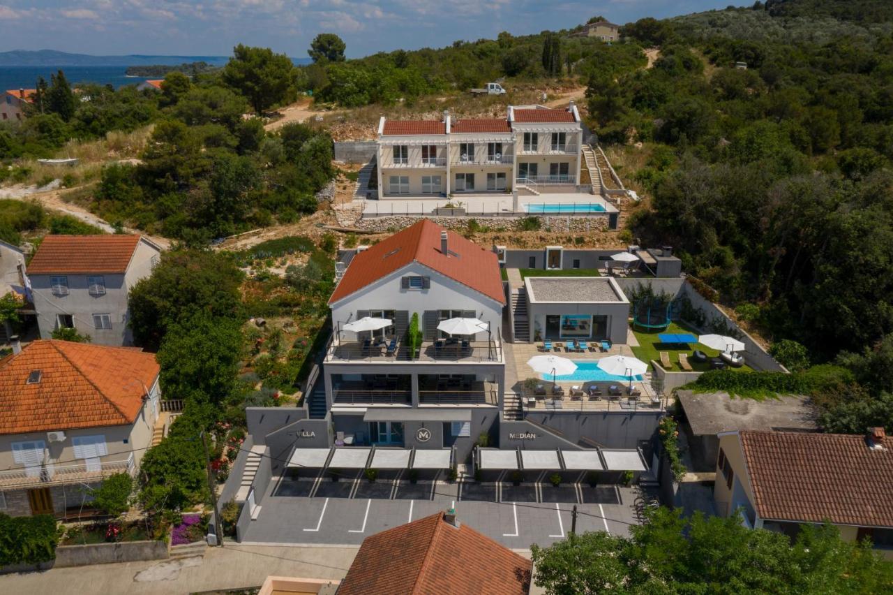 Villa Median Žman エクステリア 写真